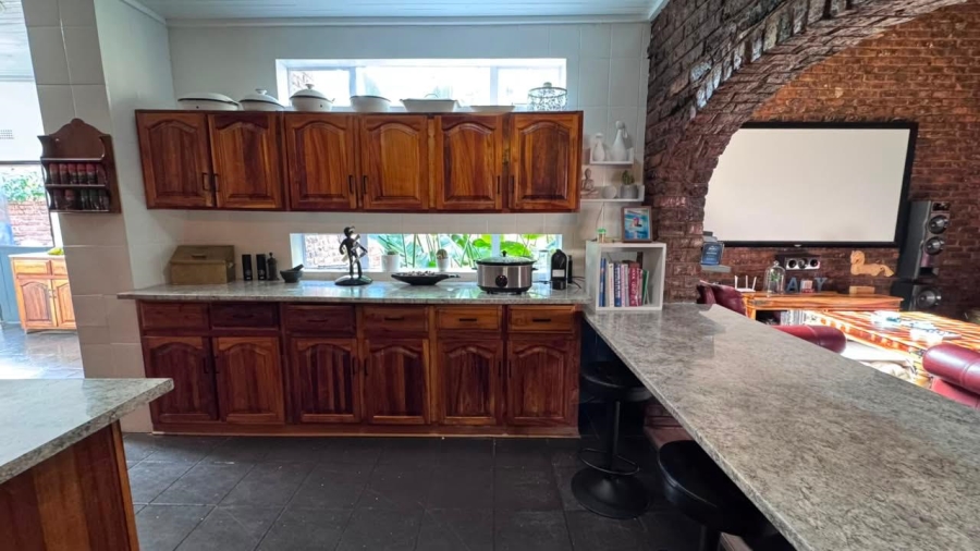 5 Bedroom Property for Sale in Royldene Northern Cape